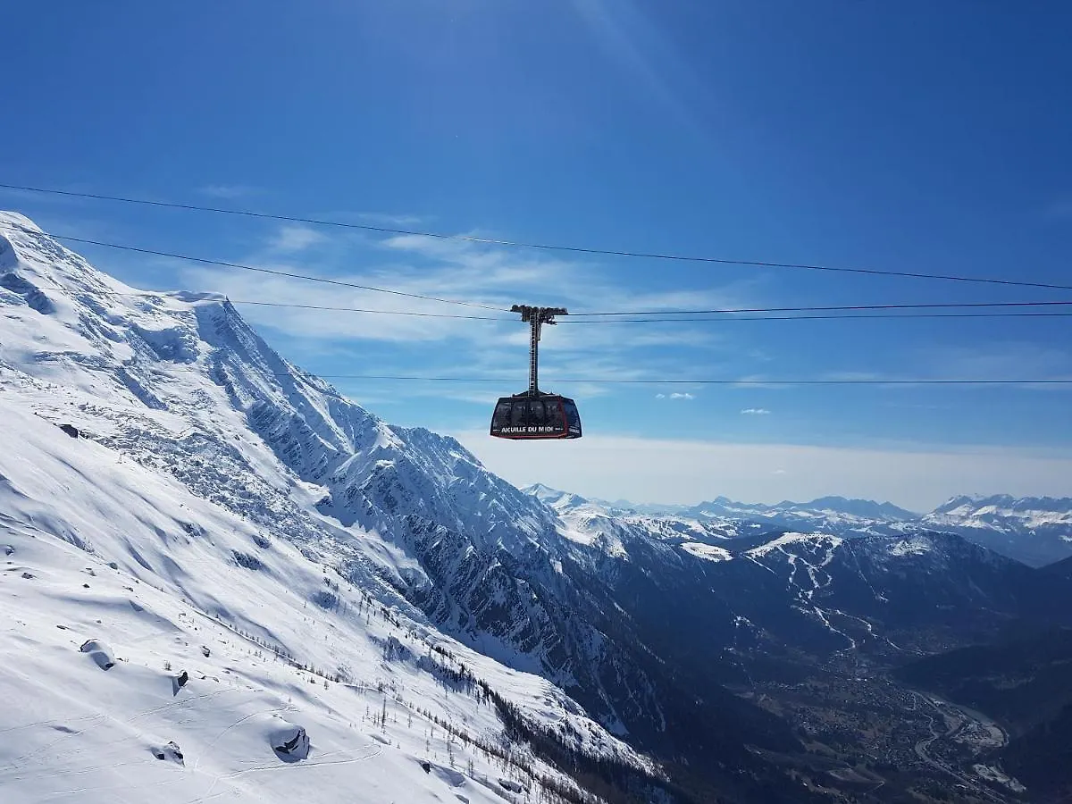 Vue MontBlanc magique en centre-ville avec parking Chamonix 0*,  France